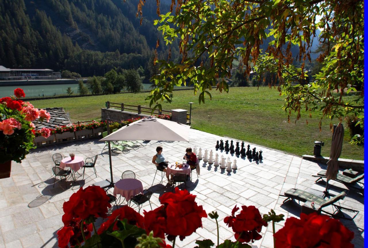 Villa Fridau Resort グレッソネイ・サイント・ジェアン エクステリア 写真